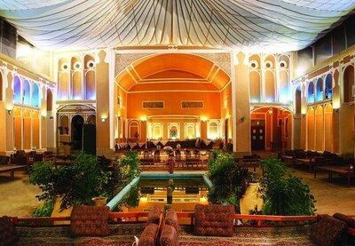 هتل سنتی مظفر یزد — ۴