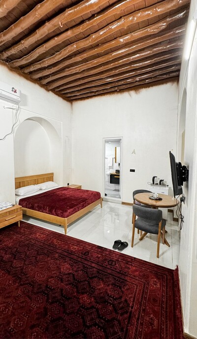 اقامتگاه بومگردی عمارت بیلیارد بوشهر — ۲