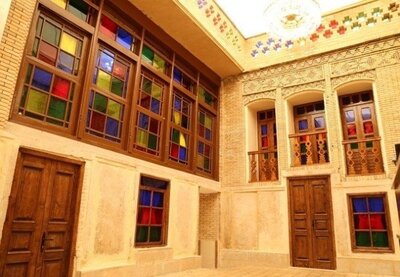 اقامتگاه سنتی پنج دری شیراز — ۱