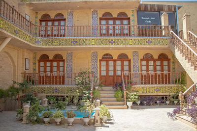 اقامتگاه سنتی فروغ مهر شیراز — ۱