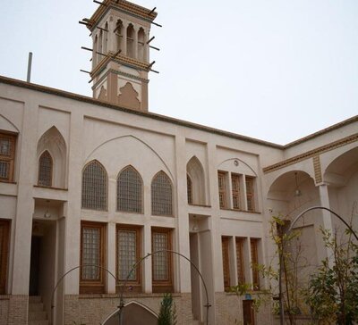 اقامتگاه سنتی عمارت محمودیه کاشان — ۵