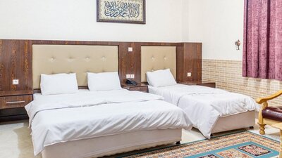 هتل آپارتمان قباد قشم — ۳