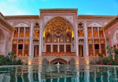 بوتیک هتل مهینستان راهب کاشان — ۴