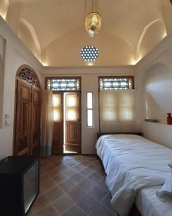 بوتیک هتل سرای سوریجان کاشان — ۳
