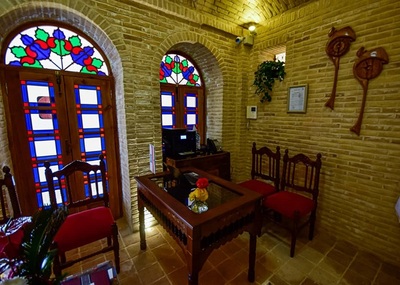 اقامتگاه سنتی هزار و یک شب چهار باغ اصفهان — ۱