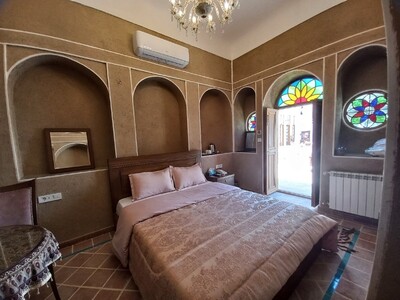 اقامتگاه سنتی هزار و یک شب چهار باغ اصفهان — ۳