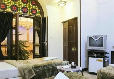 هتل سنتی رز یزد — ۳